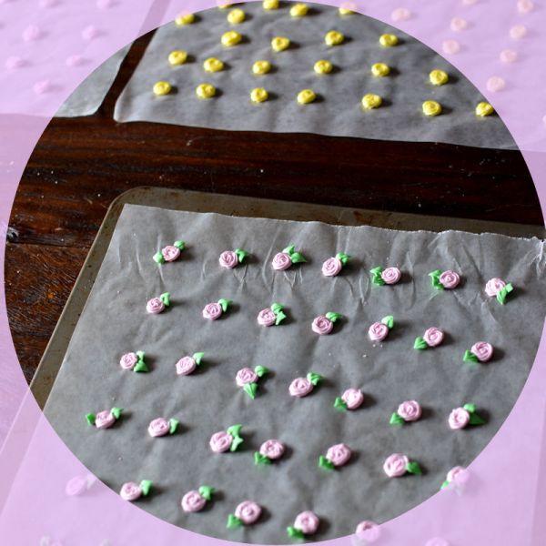 royal icing roses