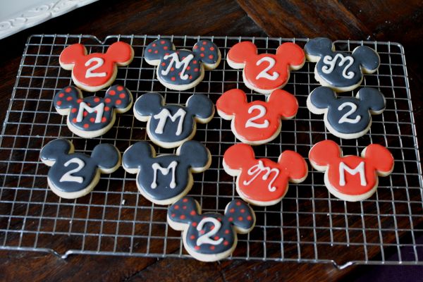 I have problems doing the same things over and over, so I messed around with M and 2 styles. 